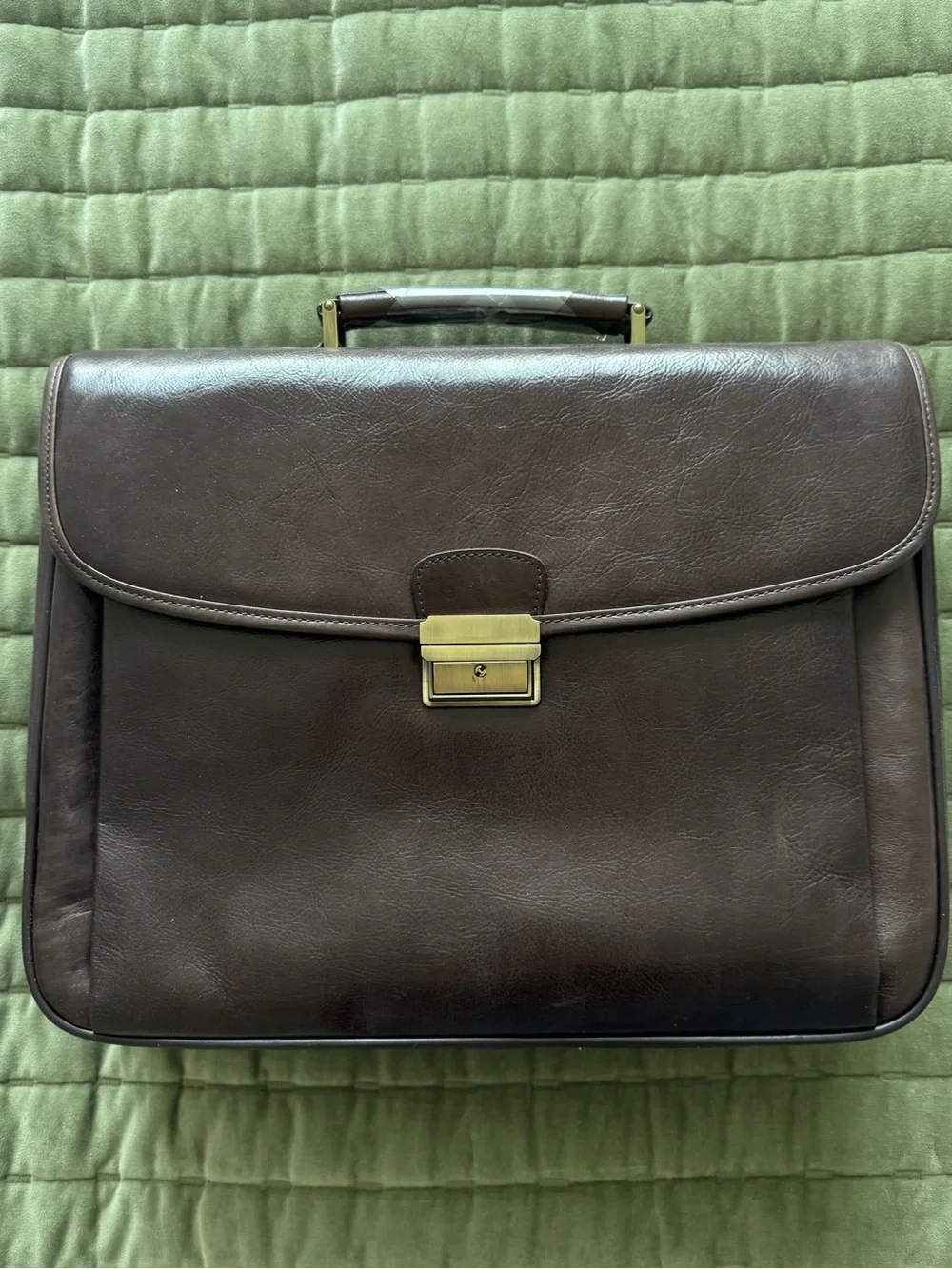 Classic Men's Brown Leather Briefcase with Front Zip Pocket